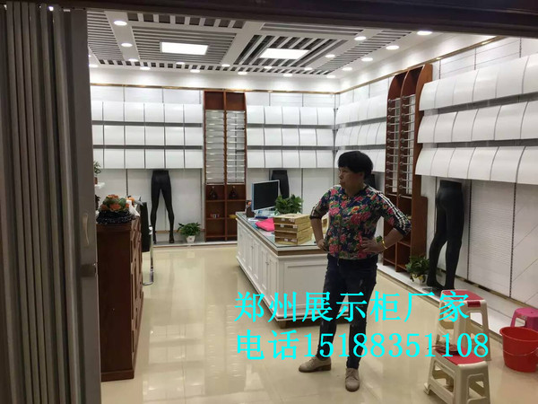 郑州立铭展柜厂 (9)_副本.jpg